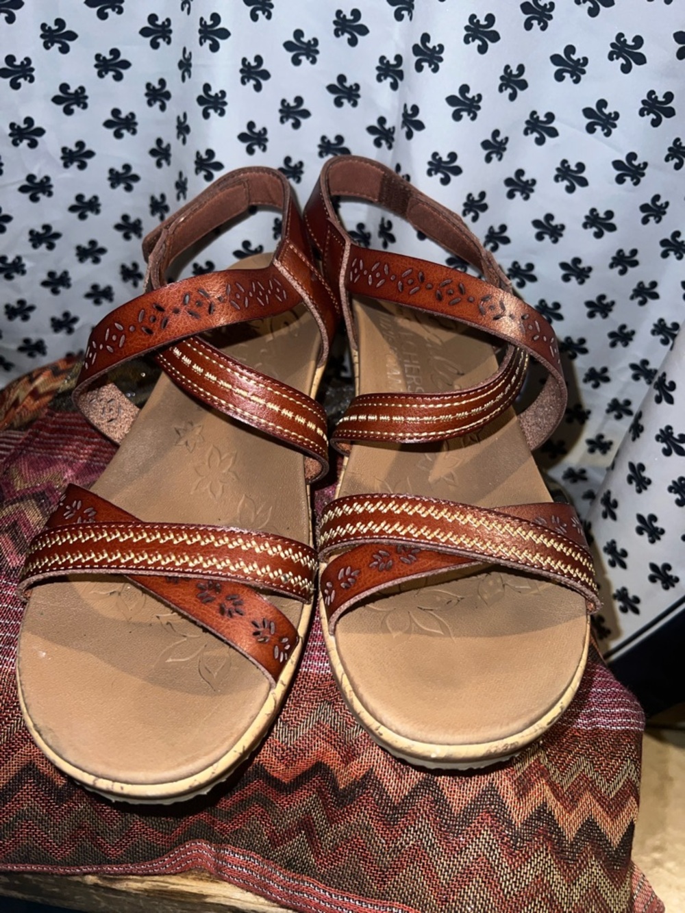 Skechers Women's Brown Strappy Leather Comfort Sandals